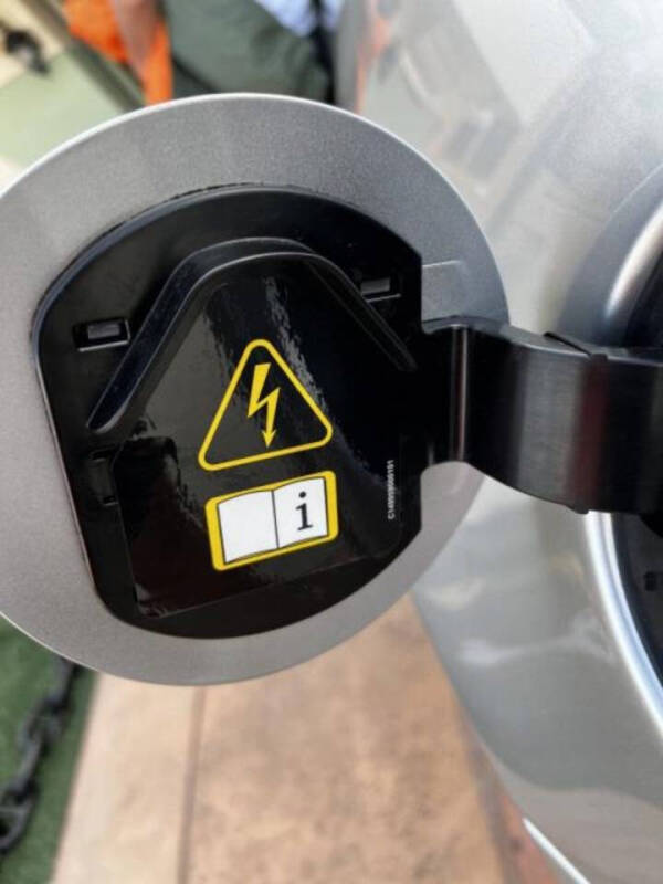 2018 KARMA Revero Base's photo