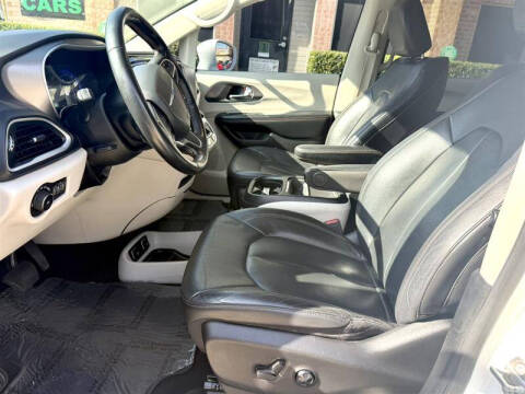 2020 Chrysler Pacifica Touring L