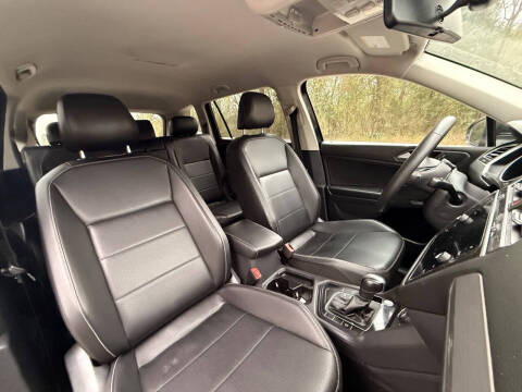 2021 Volkswagen Tiguan SE R-Line Black