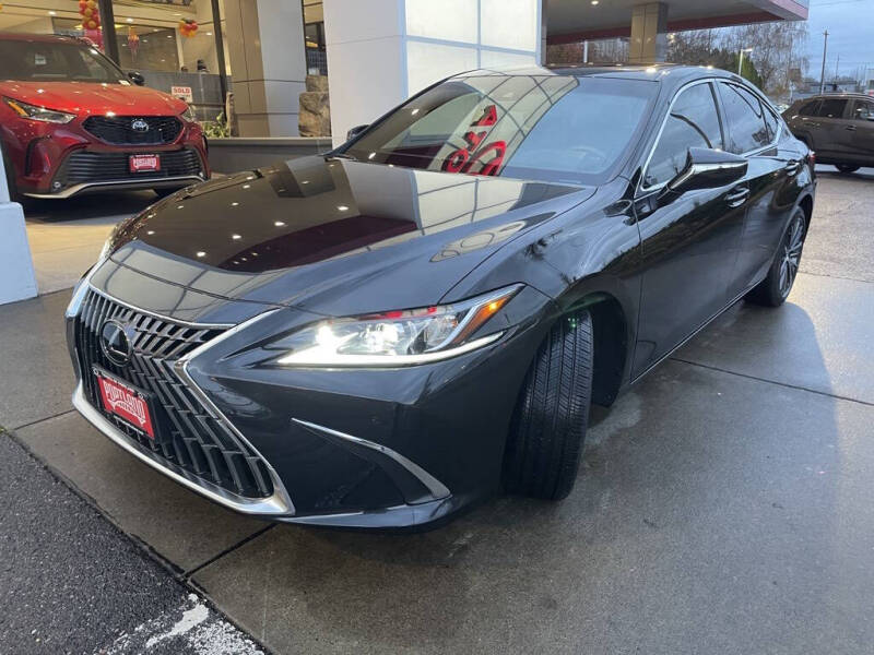 2023 Lexus ES 250