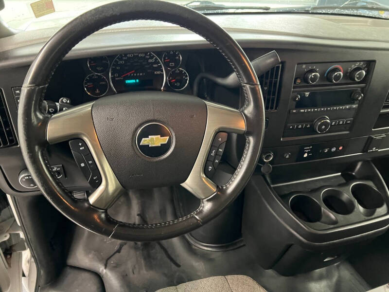 2018 Chevrolet Express 2500