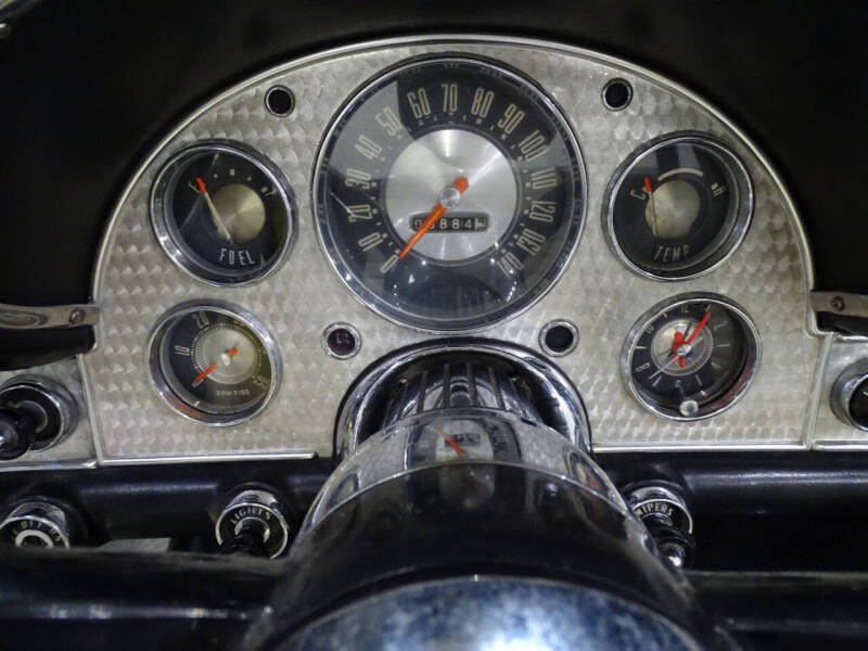 1957 Ford Thunderbird