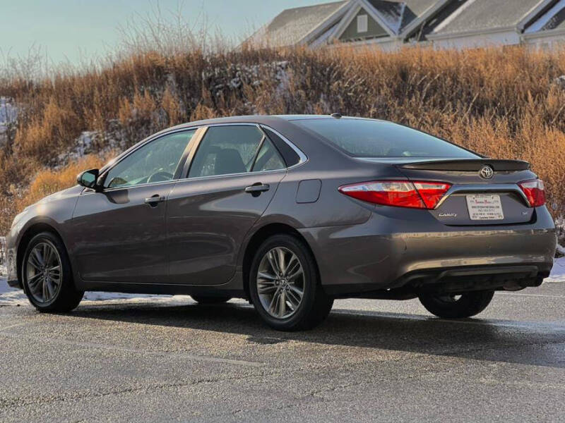 2016 Toyota Camry Special Edition photo 6