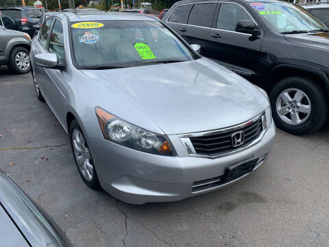 2009 Honda Accord for sale at CAR CORNER RETAIL SALES in Manchester CT