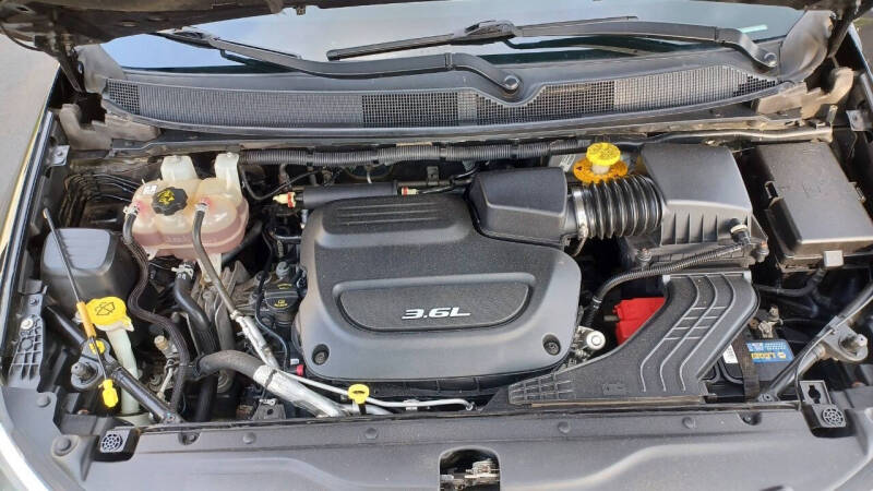 2017 Chrysler Pacifica Touring-L Plus