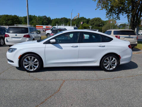 2015 Chrysler 200 S