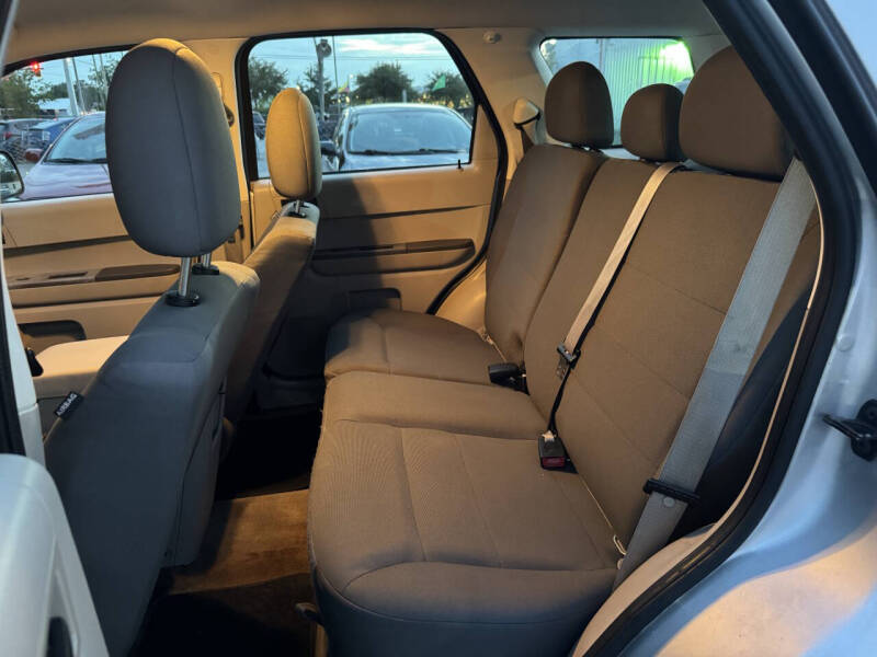 2011 Ford Escape XLS
