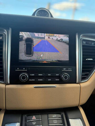 2018 Porsche Macan S