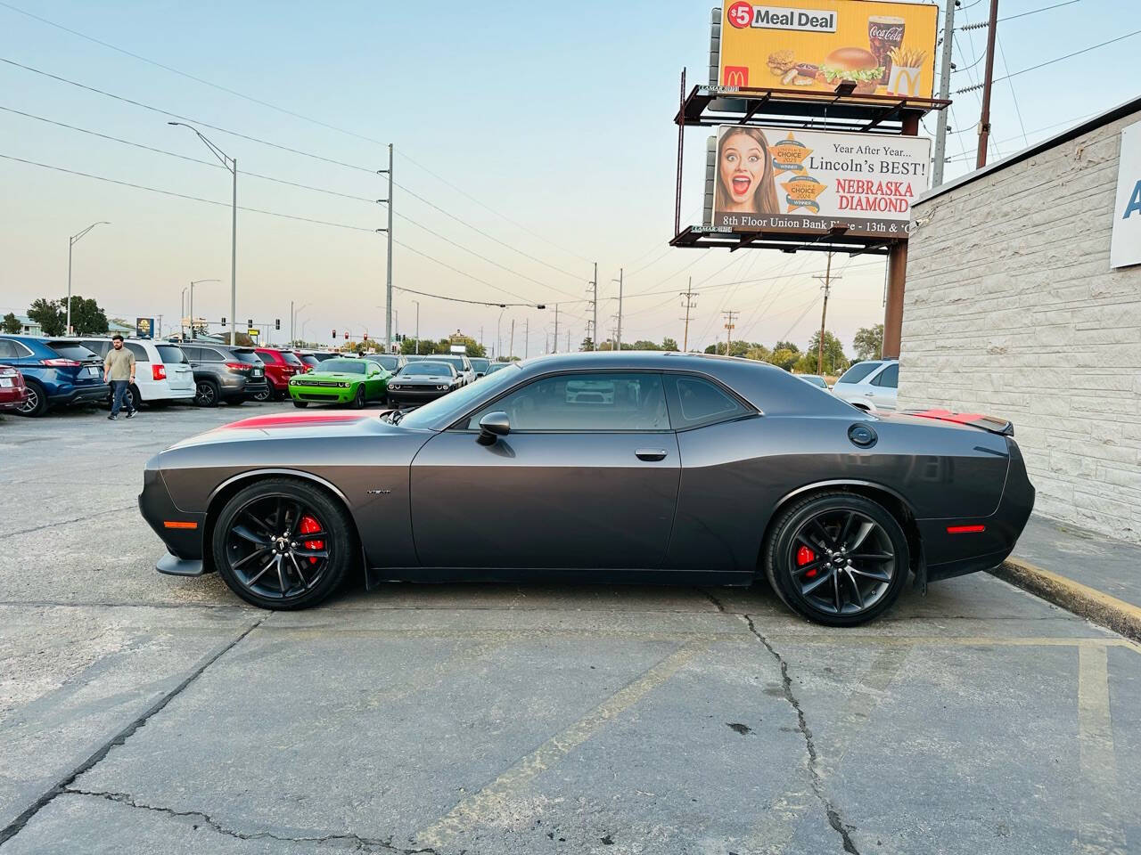 2019 Dodge Challenger R/T photo 13