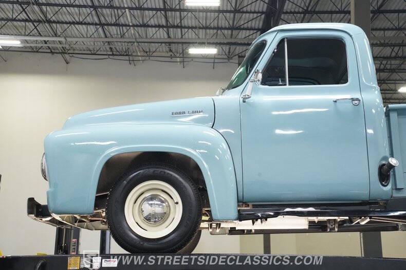 1953 Ford F-100