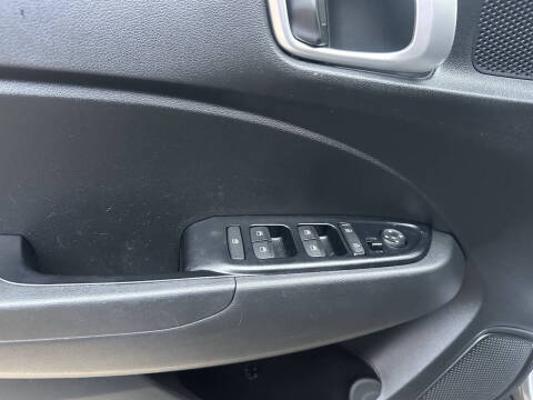 2020 Hyundai Venue SE