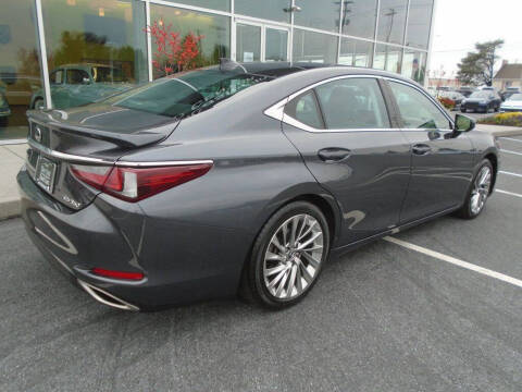 2023 Lexus ES 350 Ultra Luxury