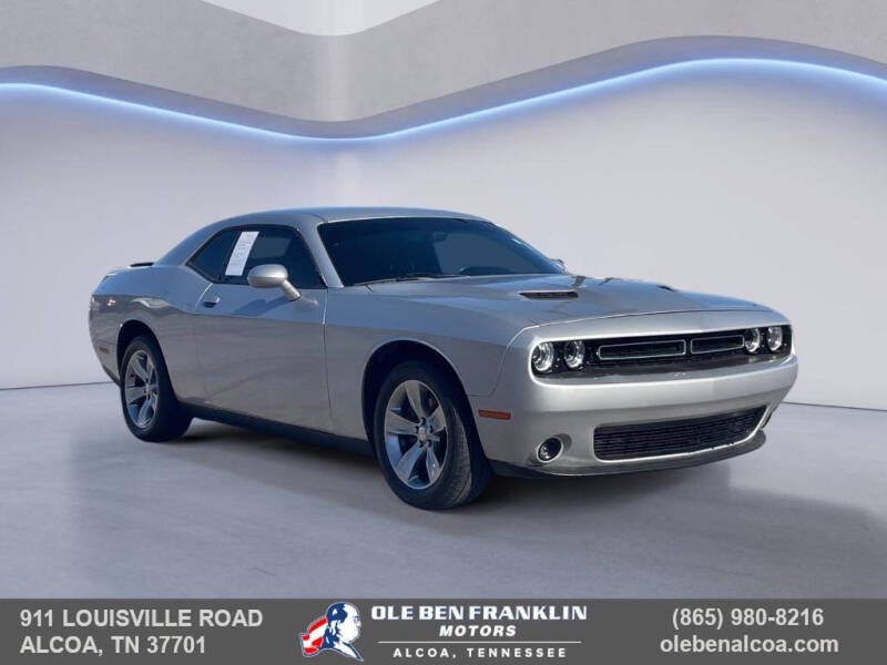 2021 Dodge Challenger SXT's photo