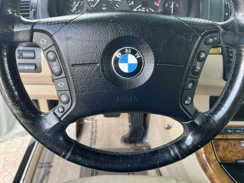 2001 BMW X5 4.4i