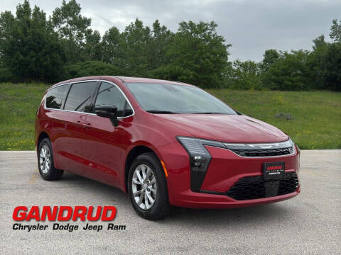 2027 Chrysler Pacifica Select