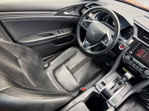 2019 Honda Civic Touring