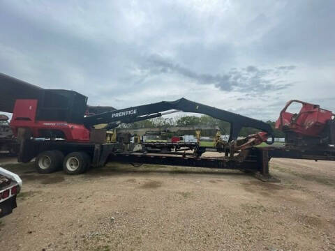 2018 Prentice 2384C