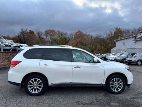 2015 Nissan Pathfinder SL