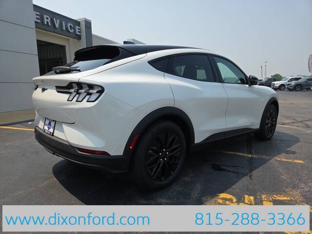 2025 Ford Mustang Mach-E Select