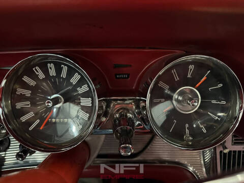 1962 Ford Thunderbird