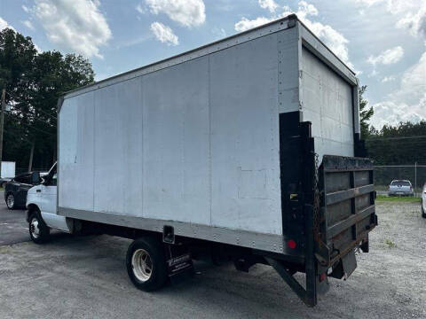 2018 Ford E-Series E-350 SD