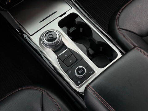 2024 Ford Explorer ST-Line