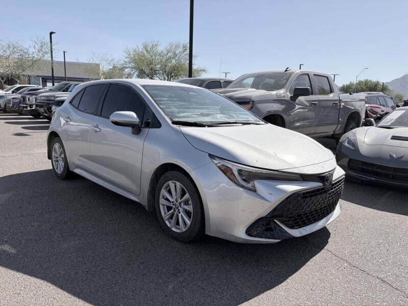 2025 Toyota Corolla Hatchback SE