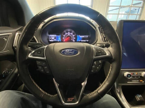 2022 Ford Edge ST