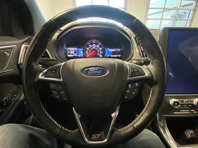 2022 Ford Edge ST