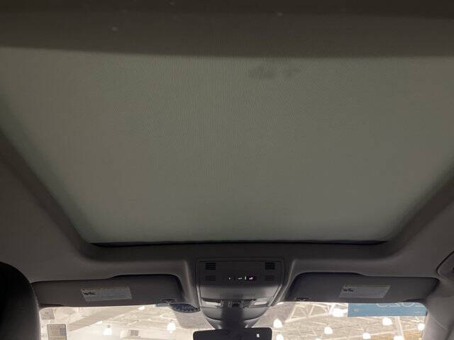 2023 Volkswagen Taos SEL 4Motion