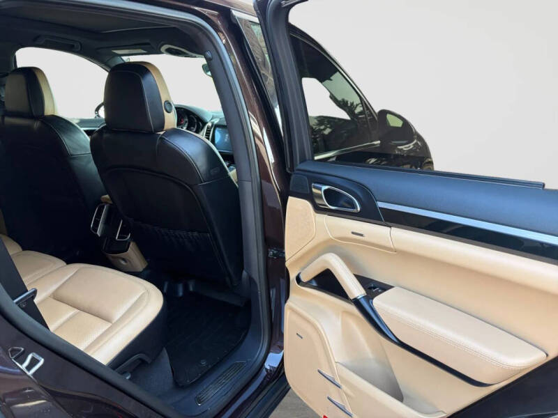 2016 Porsche Cayenne