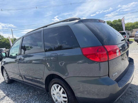 2006 Toyota Sienna LE 7 Passenger