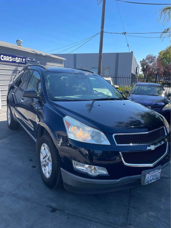 2010 Chevrolet Traverse for sale at National Auto Sales in Mountain View, CA