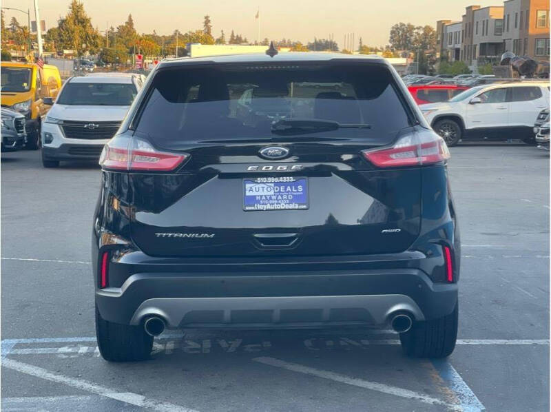 2022 Ford Edge Titanium