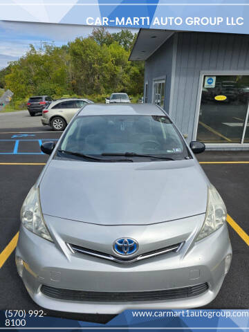 2012 Toyota Prius v Five