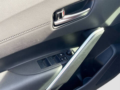 2024 Toyota Corolla Cross XLE