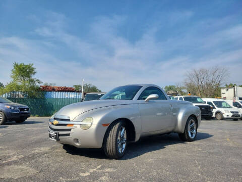 2005 Chevrolet SSR for sale at Great Lakes AutoSports in Villa Park IL