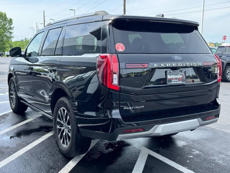 2025 Ford Expedition Platinum