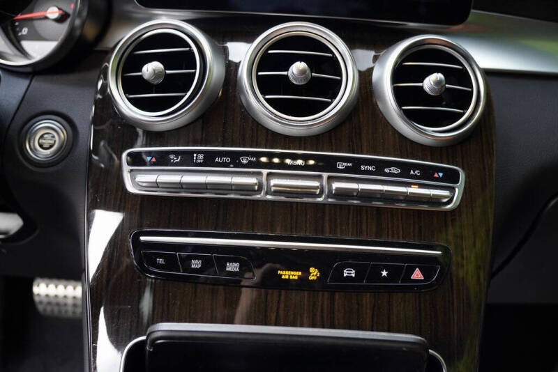 2021 Mercedes-Benz GLC GLC 300