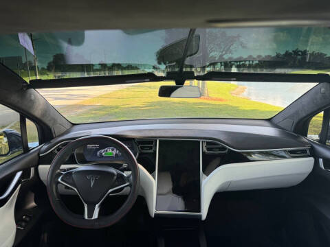 2016 Tesla Model X 90D