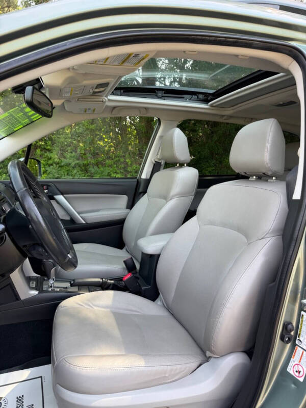 2014 Subaru Forester 2.5i Touring