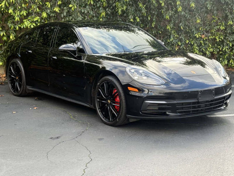 2017 Porsche Panamera 4S