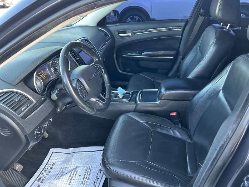 2015 Chrysler 300 Limited