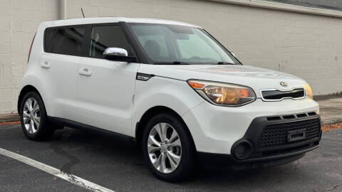 2014 Kia Soul +