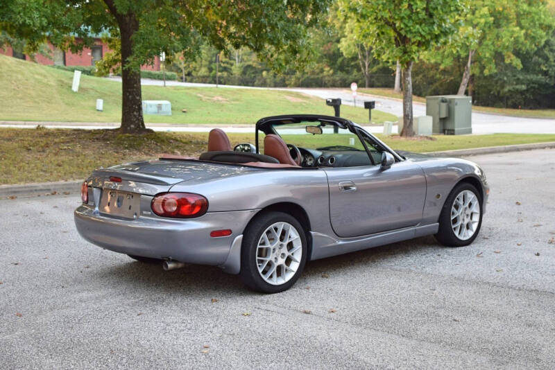 2002 Mazda Miata SE photo 6