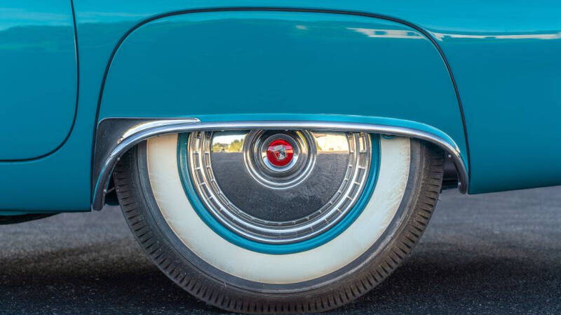 1956 Ford Thunderbird