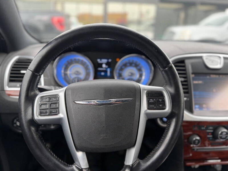 2013 Chrysler 300