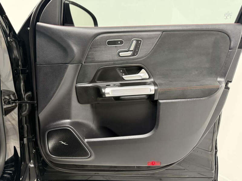 2021 Mercedes-Benz GLB GLB 250