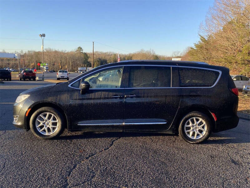 2020 Chrysler Pacifica Touring L