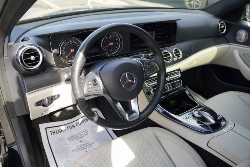 2017 Mercedes-Benz E-Class E 300 4MATIC